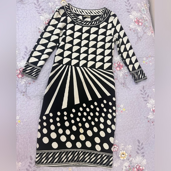 Italian dress by Angelo Marani - Picture 1 of 2